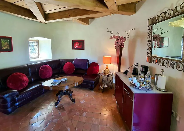 D'hotes Au Chateau De Belcastel